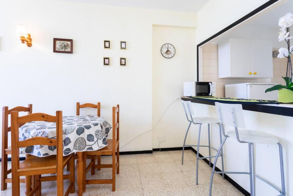 Cozy Apartment Playa Las Americas Плая-де-лас-Америкас Экстерьер фото