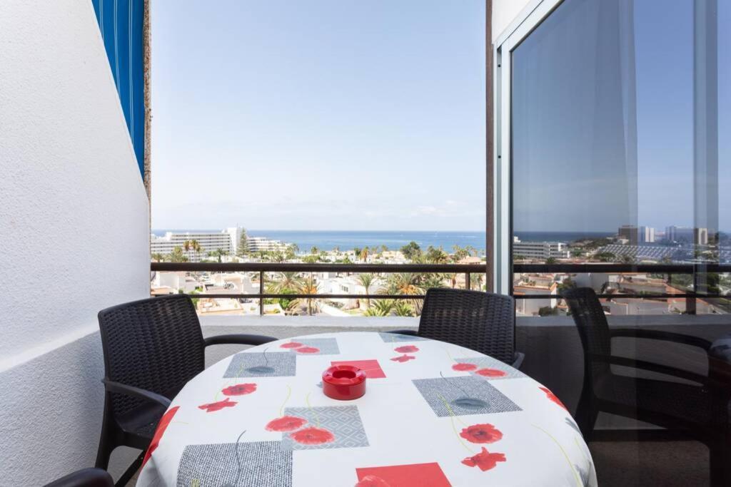 Cozy Apartment Playa Las Americas Плая-де-лас-Америкас Экстерьер фото