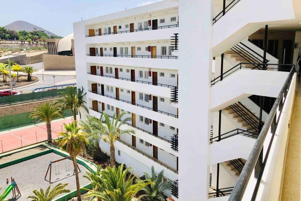Cozy Apartment Playa Las Americas Плая-де-лас-Америкас Экстерьер фото